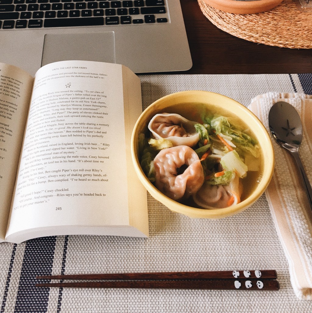 Literary Lunch – Wonton Cabbage Soup